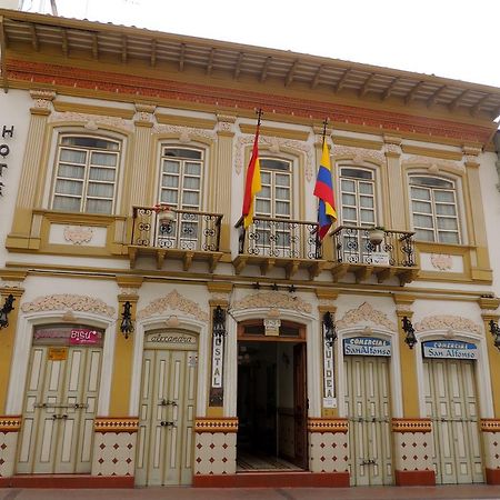 Hotel La Orquidea Cuenca Luaran gambar